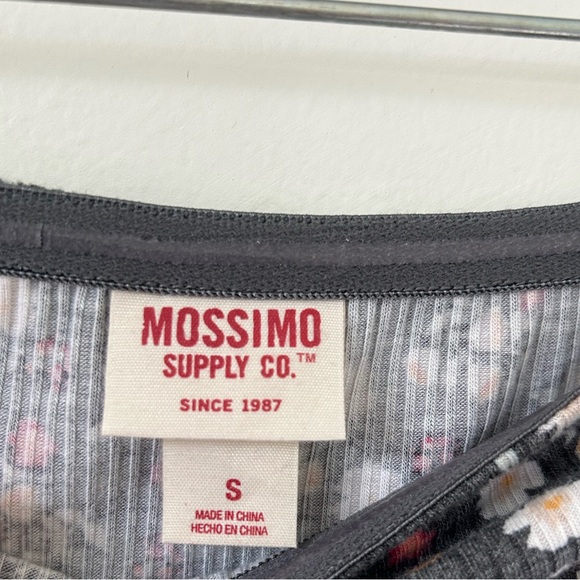 Mossimo size small off the shoulder top - Picture 4 of 4